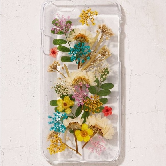 Urban Outfitters Accessories - UO Buncha Flowers IPhone case like-new without box